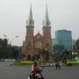Viêt Nam - Eglise vanille fraise a Saigon