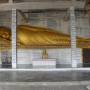 Cambodge - un buddha couche