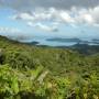 Nouvelle-Zélande - Vue lointaine de la côte de Coromandel