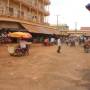 Cambodge - walking on the street