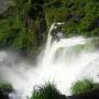 Argentine - La brume que les chutes forment ressemble aux nuages...