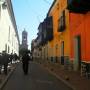 Bolivie - une ruelle de Potosi, sans le cerro rico (ben oui, il peut pas etre a 360 degres autour de la ville)