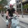 Thaïlande - Un beau gosse en Vespa